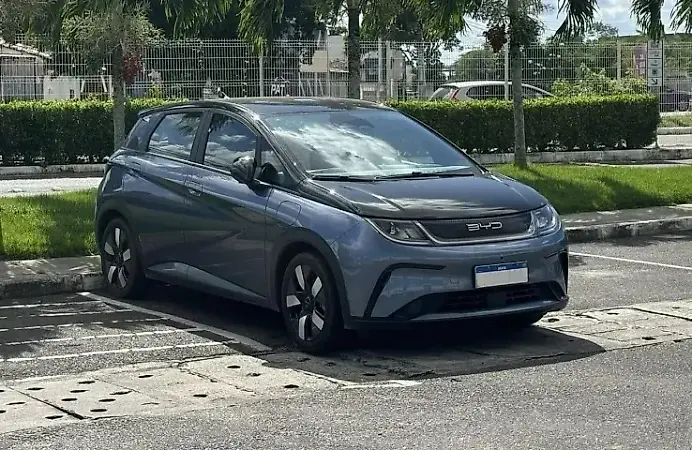BYD Dolphin Plus - Imagem 3