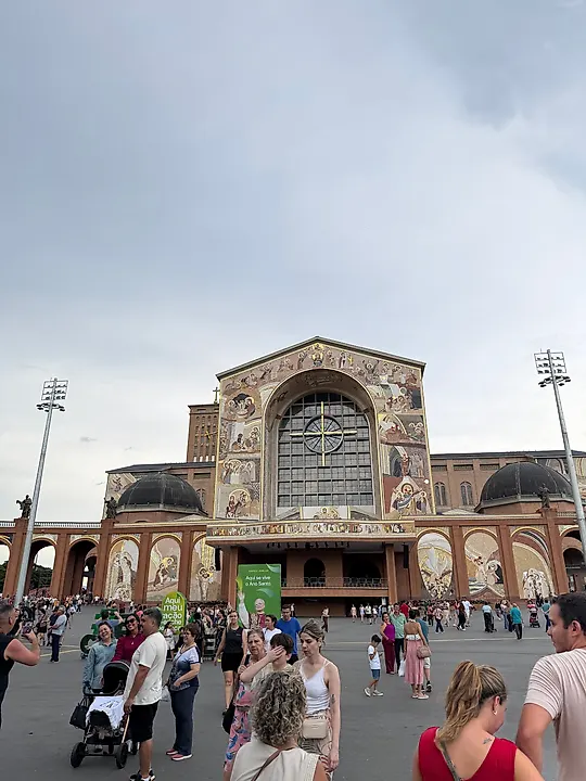 Foto 1 da estação Santuário De Aparecida - Ponto De Encontro